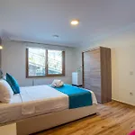 מלון Cunda Giritlioglu Adult Only 2*