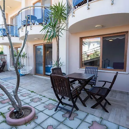 Cunda Giritlioglu Adult Only Hotel 2*