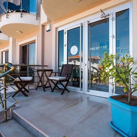 Cunda Giritlioglu Adult Only Hotel Ayvalı