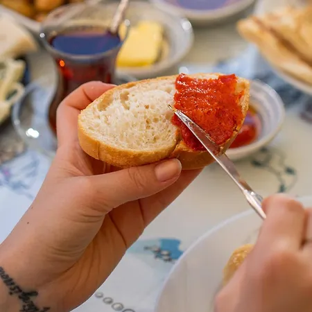 Готель Cunda Giritlioglu Adult Only 2*