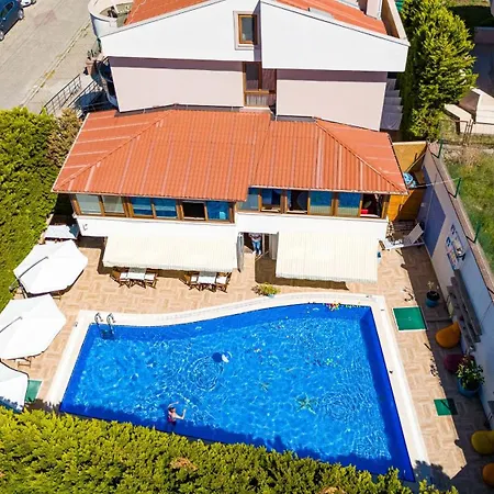 Cunda Giritlioglu Adult Only Hotel Ayvalik
