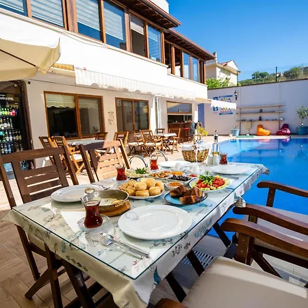 Cunda Giritlioglu Adult Only 2* Айвалик