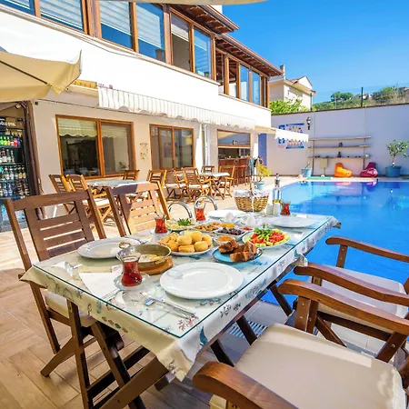 Cunda Giritlioglu Adult Only 2* Айвалик