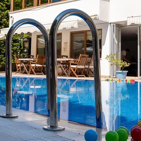 Cunda Giritlioglu Adult Only 2*