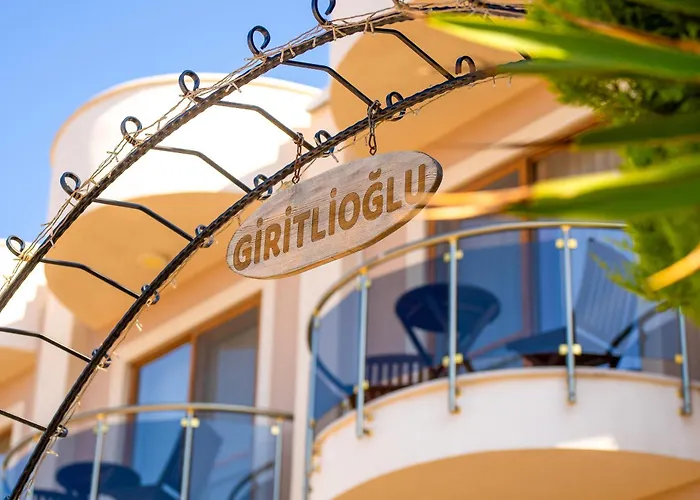 Cunda Giritlioglu Adult Only Ayvalı