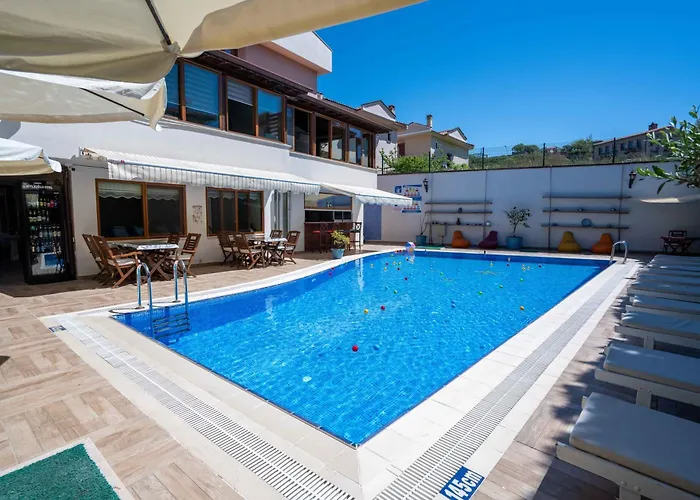 Cunda Giritlioglu Adult Only Ayvalı