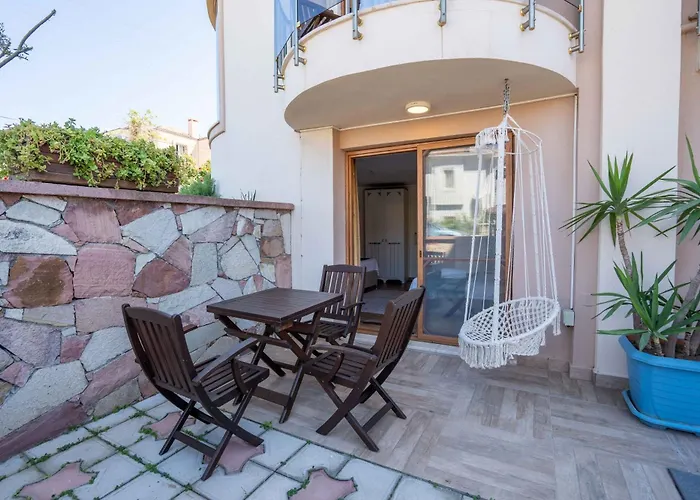 Cunda Giritlioglu Adult Only 2*