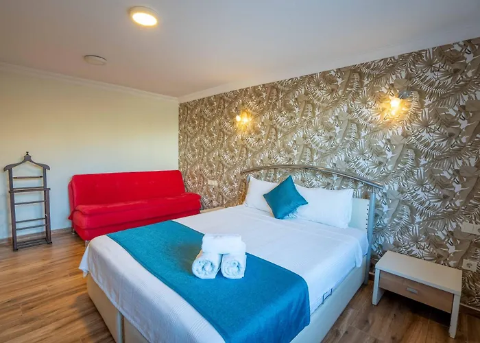 Cunda Giritlioglu Adult Only Ξενοδοχείο 2*