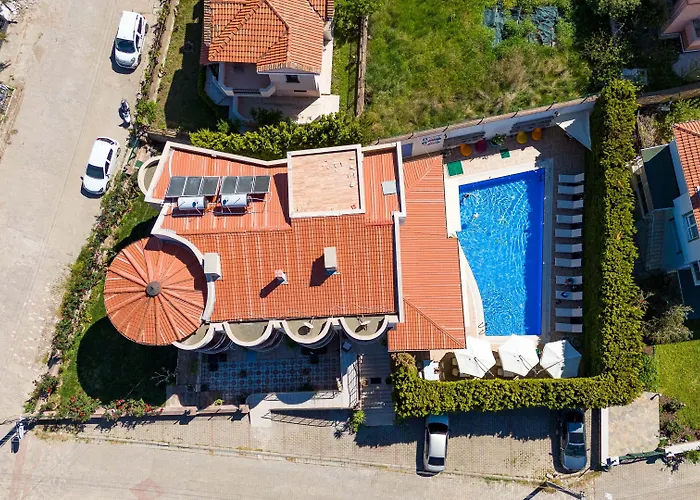 Cunda Giritlioglu Adult Only 2*